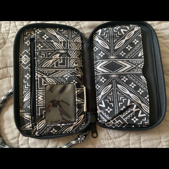 Kavu Go Time Wallet - Picture 3 of 6